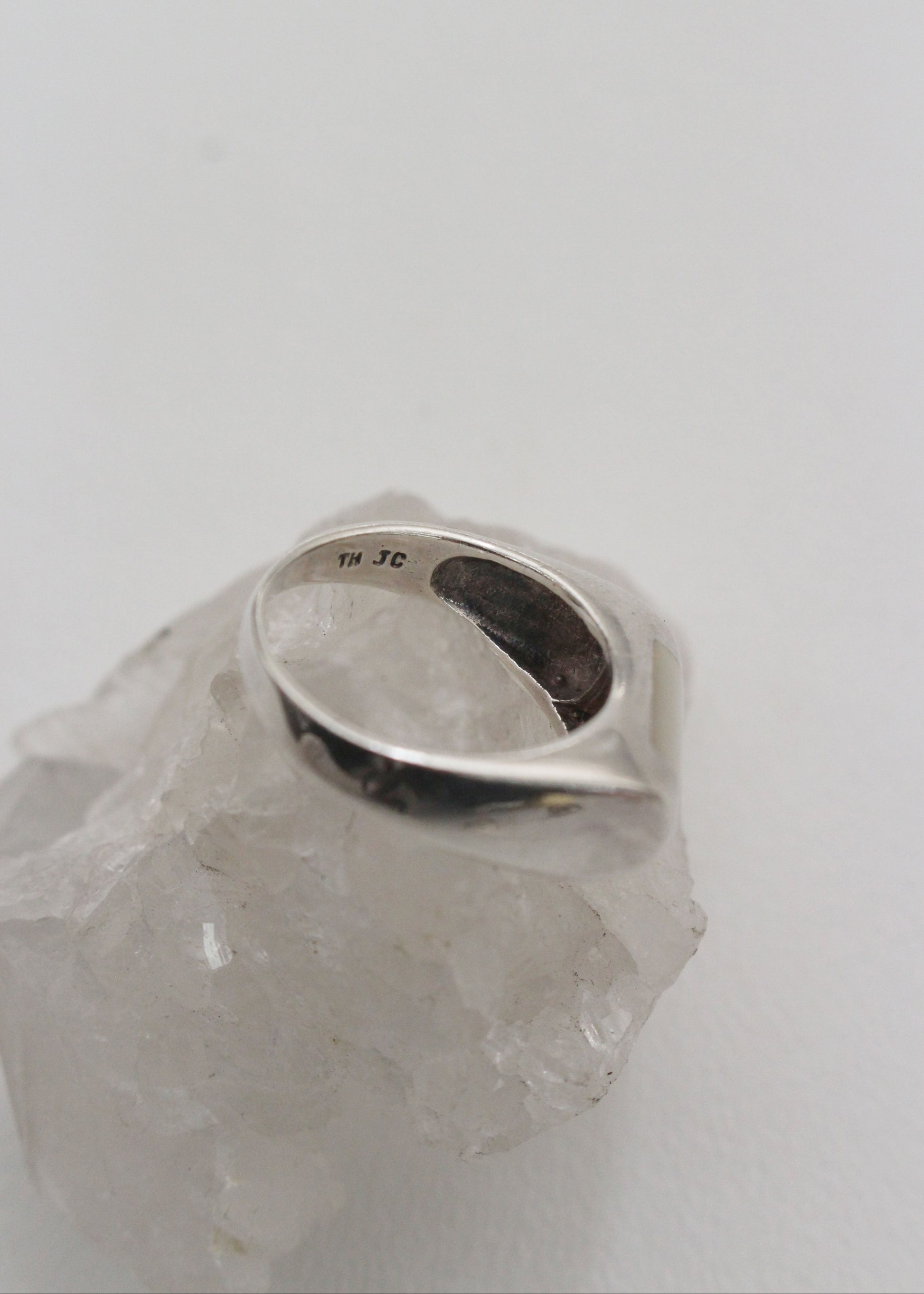 Shell Bar Sterling Silver Ring 7.5