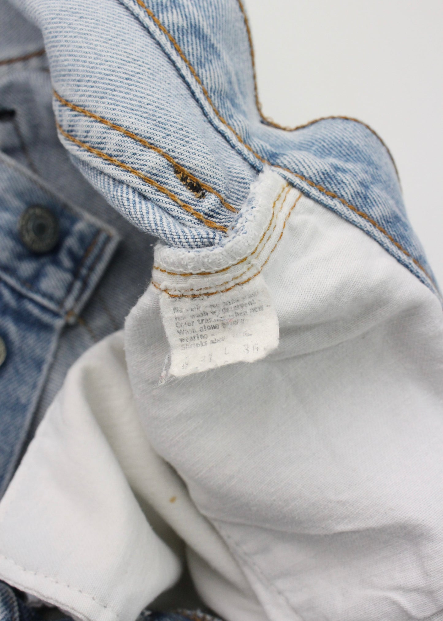 80s Redline Levi's 501 half w30 L33