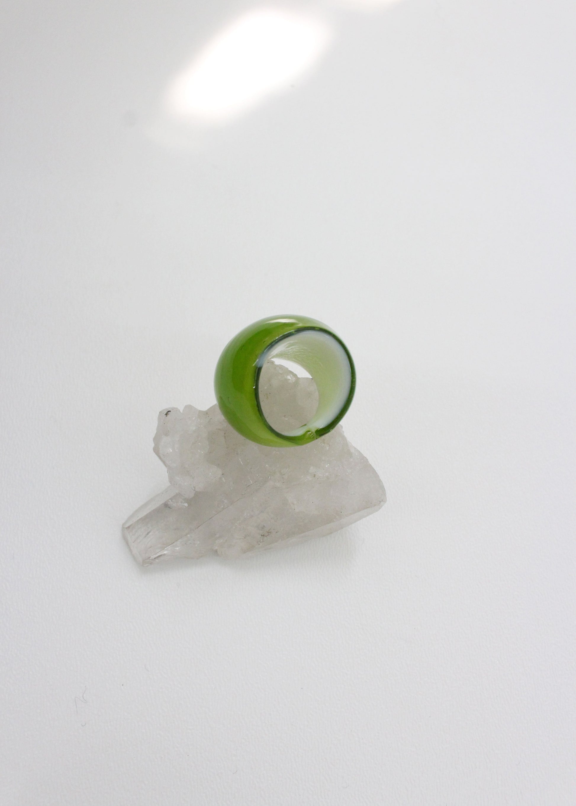 Chunky glass rings Green