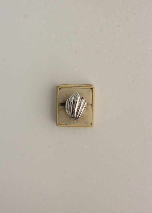 Chunky Shell Sterling Silver Ring 6