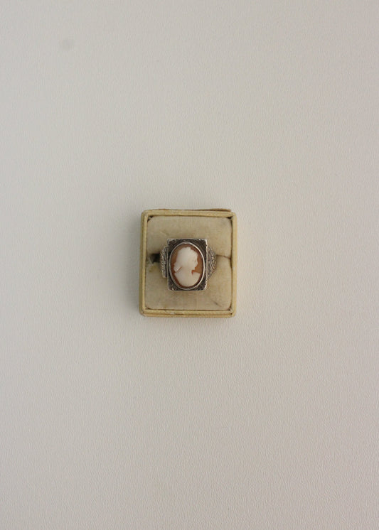 Shell Cameo Sterling Silver Ring 11.5