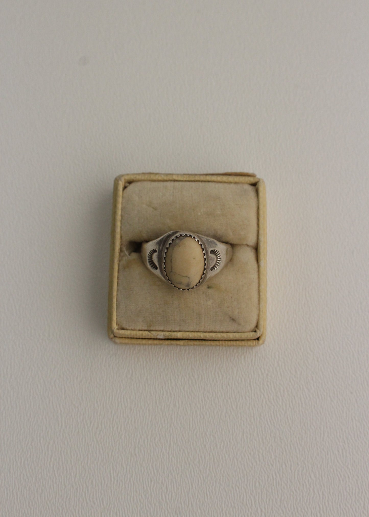 BeigeStone Sterling Silver Ring 10