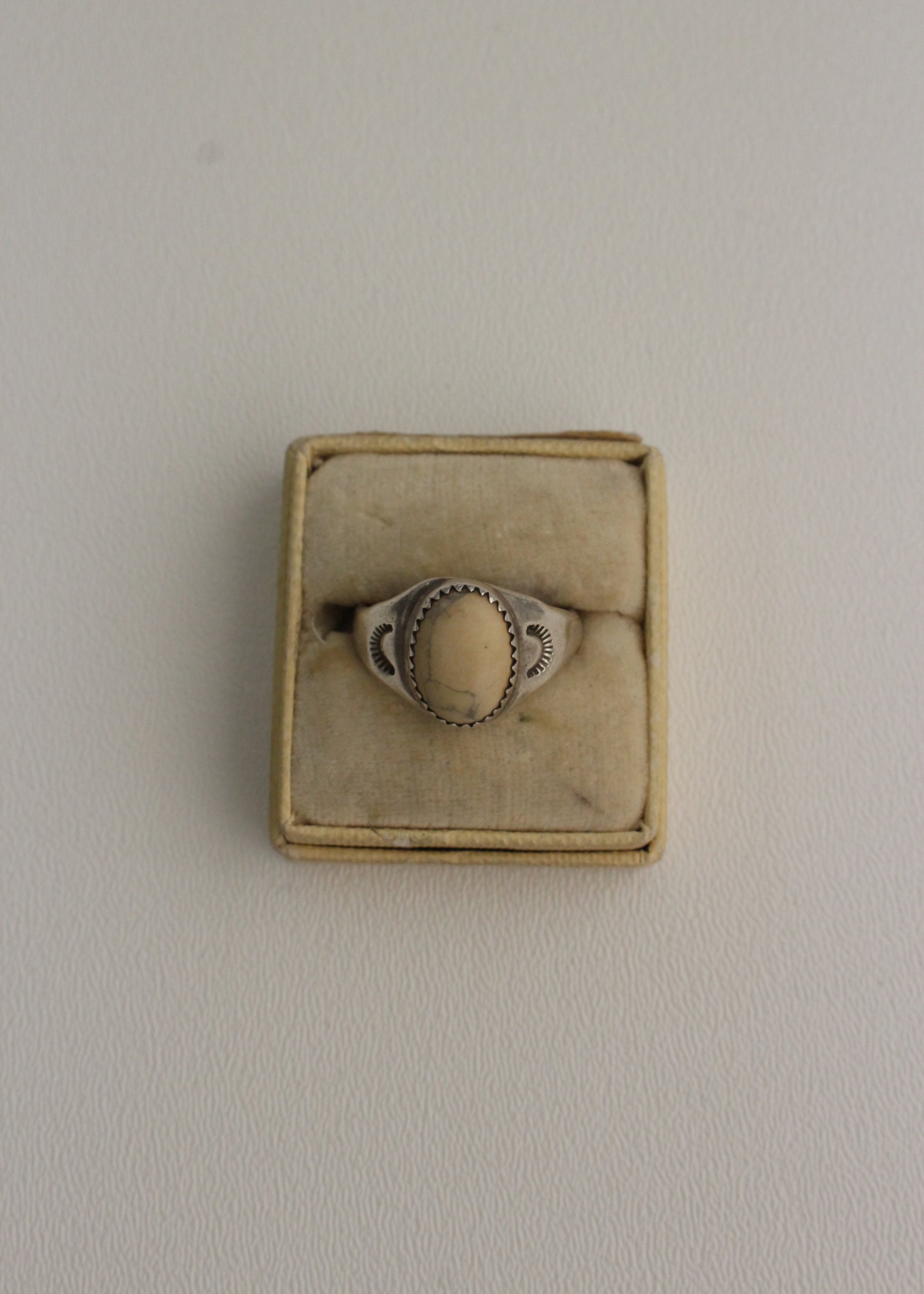 BeigeStone Sterling Silver Ring 10