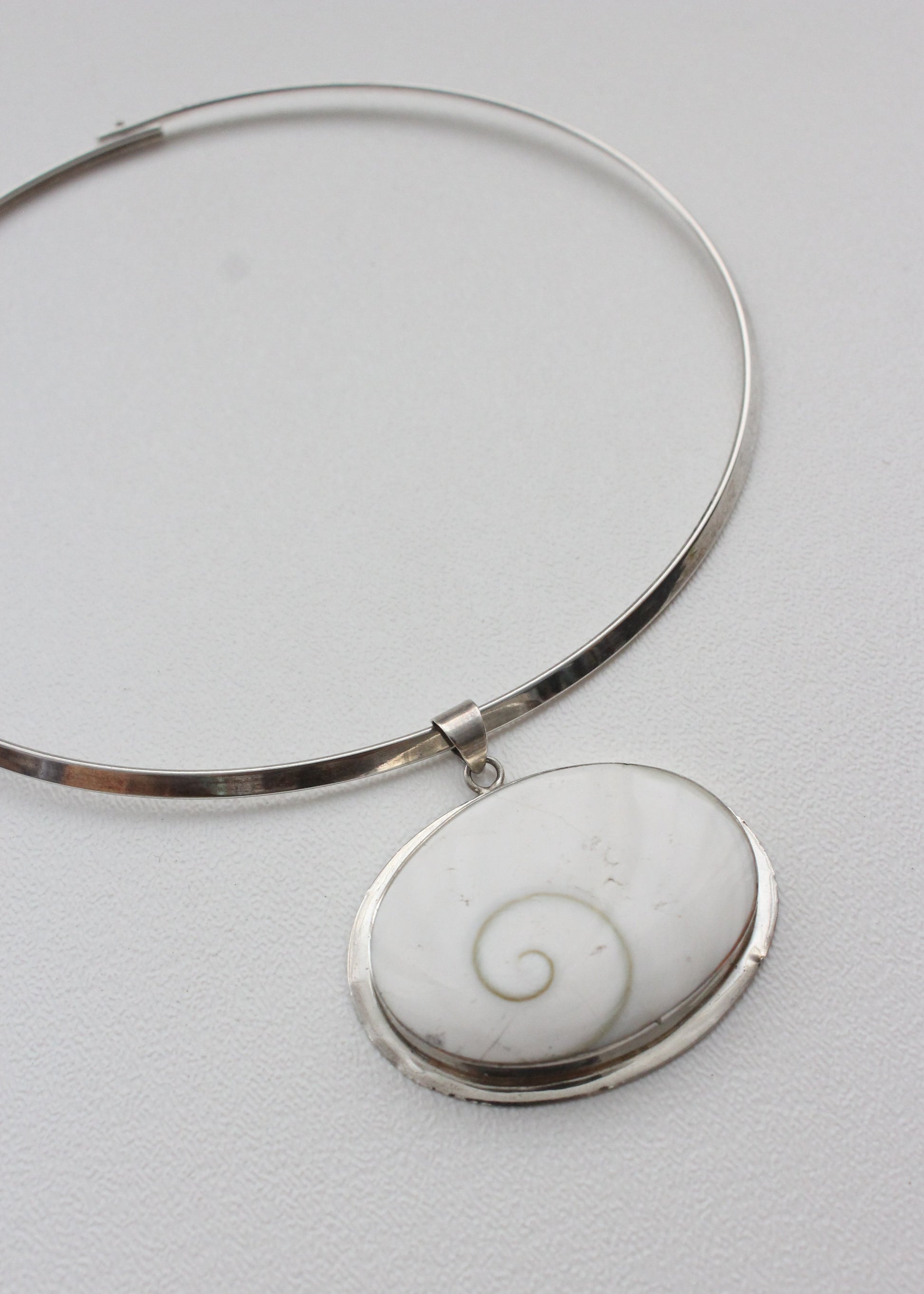 Shell Top Sterling Silver Choker